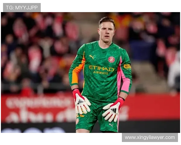 小猪：在特尔施特根复出前，我支持努贝尔担任德国队首发门将